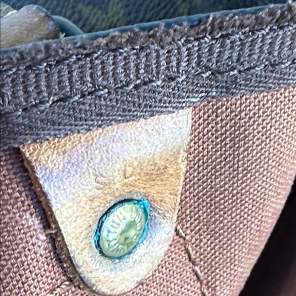 Louis Vuitton Monogram Speedy 45 Travel Bag 
Date Code SD
16” x 11” x 8” - Picture 15 of 15